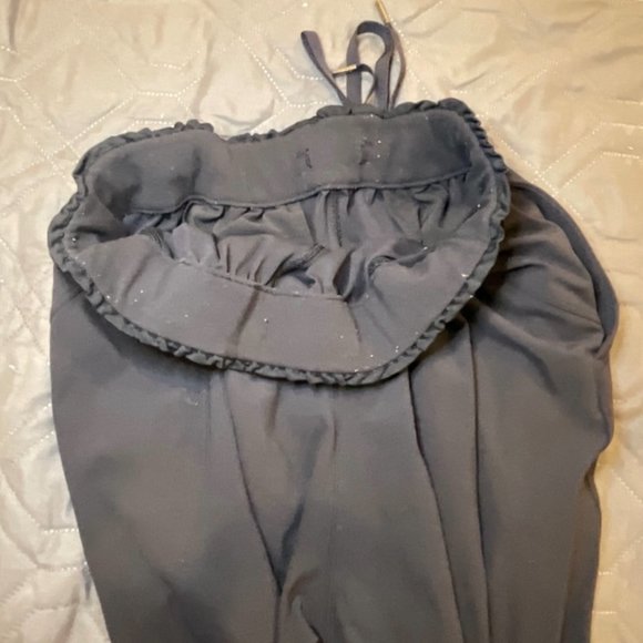 Lululemon Keep Moving Pant - Size 6 - Picture 5 of 10
